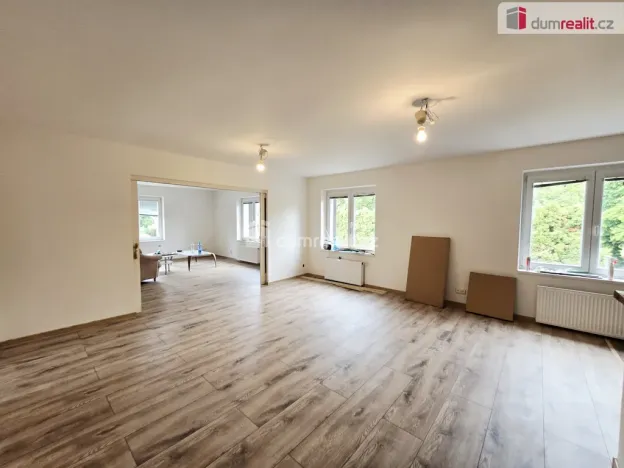 Pronájem bytu 3+kk, Praha - Horní Počernice, Bártlova, 98 m2