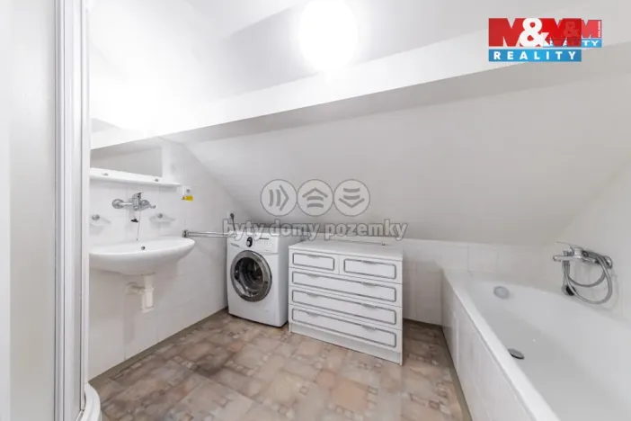 Prodej rodinného domu, Deštné v Orlických horách, 590 m2
