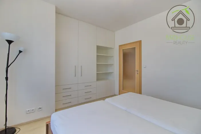 Pronájem bytu 2+kk, Praha - Košíře, Musílkova, 64 m2