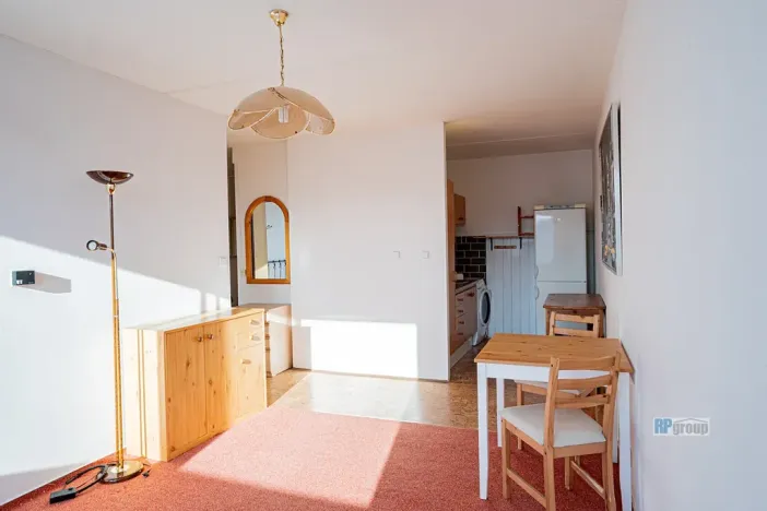 Pronájem bytu 2+kk, Mníšek pod Brdy, Ke škole, 43 m2
