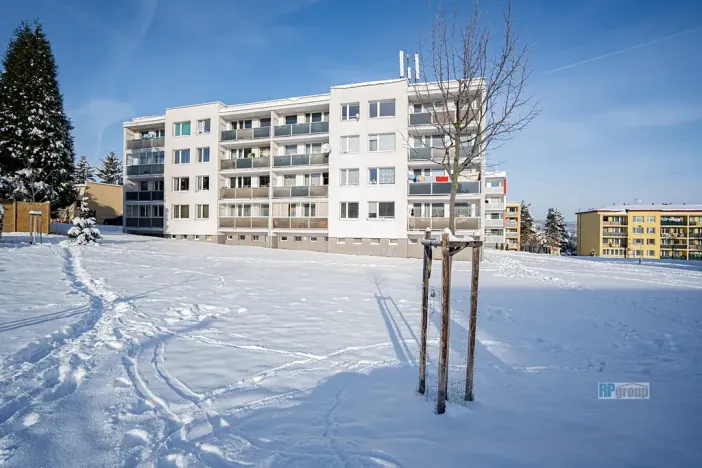 Pronájem bytu 2+kk, Mníšek pod Brdy, Ke škole, 43 m2