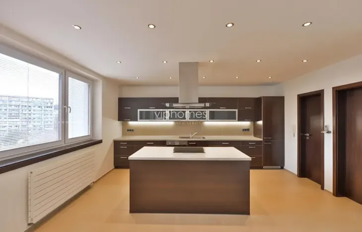 Pronájem rodinného domu, Praha - Stodůlky, Hlušičkova, 310 m2