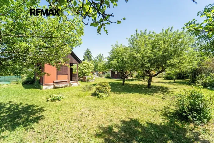 Prodej chaty, Praha - Dubeč, Slatiny, 20 m2