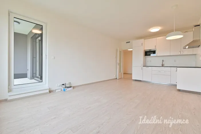 Pronájem bytu 2+kk, Praha - Strašnice, Počernická, 59 m2