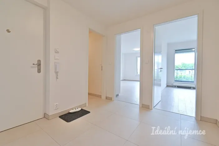 Pronájem bytu 2+kk, Praha - Strašnice, Počernická, 59 m2