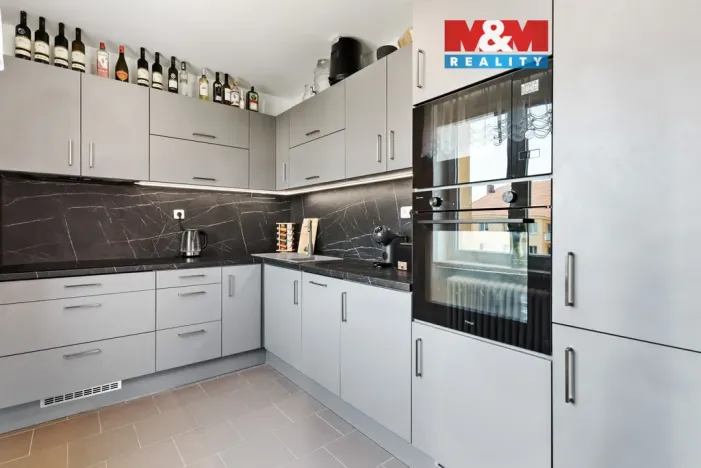 Prodej bytu 2+kk, Mělník, nám. Gen. Swierczewského, 52 m2