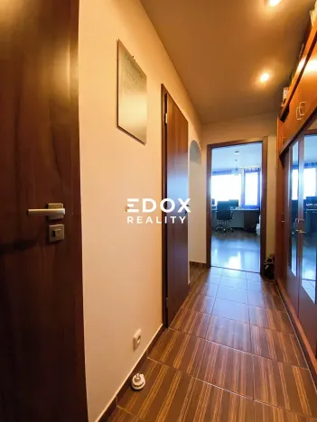 Prodej bytu 2+kk, Praha - Hloubětín, Slévačská, 53 m2