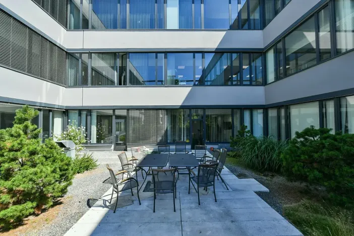 Pronájem kanceláře, Praha - Stodůlky, Siemensova, 220 m2