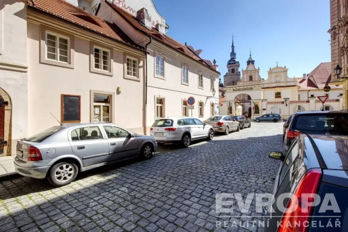 Pronájem bytu 3+1, Plzeň - Vnitřní Město, Františkánská, 95 m2