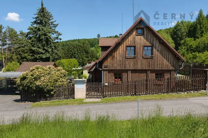 Prodej rodinného domu, Nová Ves, 180 m2