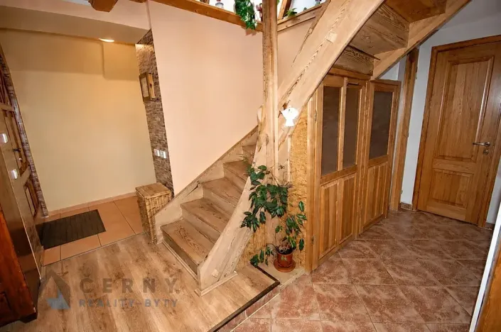Prodej rodinného domu, Nová Ves, 180 m2