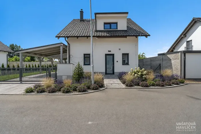 Pronájem rodinného domu, Černilov, 150 m2