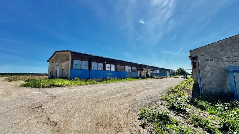 Prodej výrobních prostor, Řídký, 1400 m2