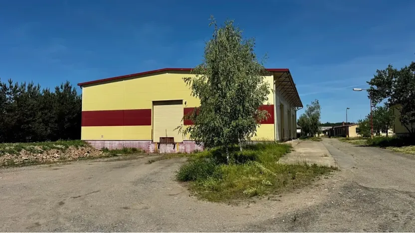 Prodej výrobních prostor, Řídký, 1400 m2