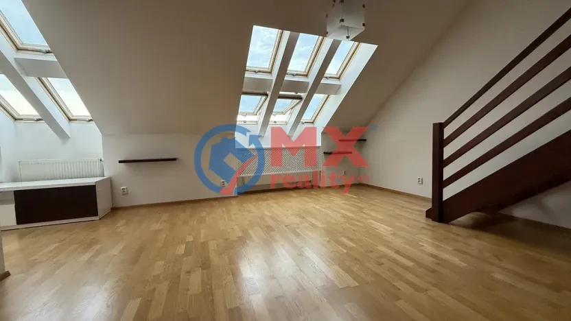 Pronájem bytu 2+kk, Praha - Holešovice, Ortenovo náměstí, 85 m2
