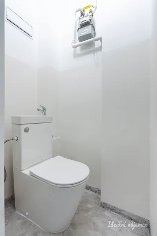 Pronájem bytu 1+kk, Praha - Krč, Obětí 6. května, 35 m2