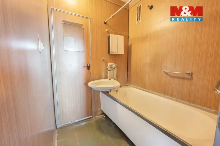 Prodej bytu 3+1, Kladno - Kročehlavy, Děčínská, 76 m2