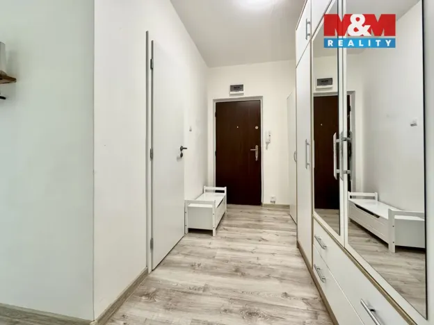 Pronájem bytu 2+1, Chomutov, Blatenská, 51 m2