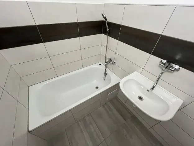 Pronájem bytu 1+kk, Třinec, Jablunkovská, 24 m2