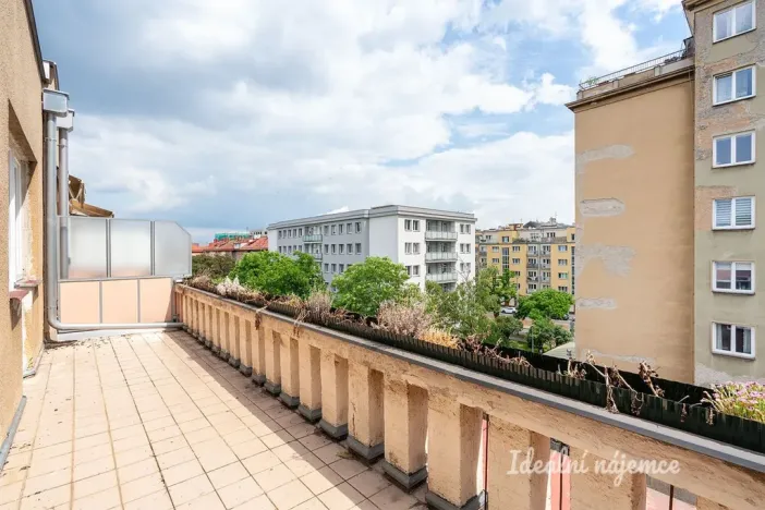 Pronájem bytu 2+kk, Praha - Libeň, Čihákova, 38 m2