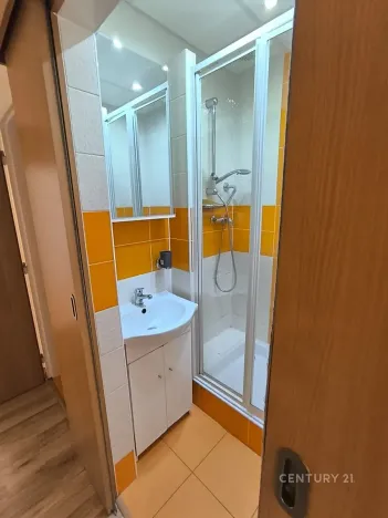 Pronájem bytu 2+1, Most, Jaroslava Vrchlického, 51 m2