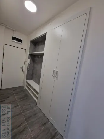 Pronájem bytu 2+1, Krnov - Pod Cvilínem, SPC S, 58 m2
