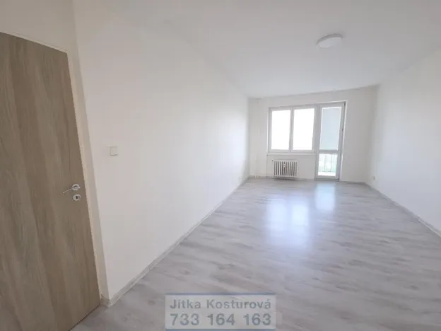 Pronájem bytu 2+1, Krnov - Pod Cvilínem, SPC S, 58 m2