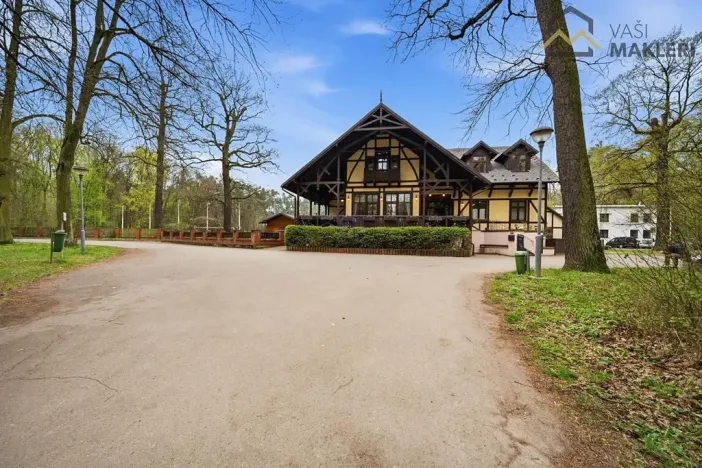 Prodej ubytování, Poděbrady, Obora, 649 m2