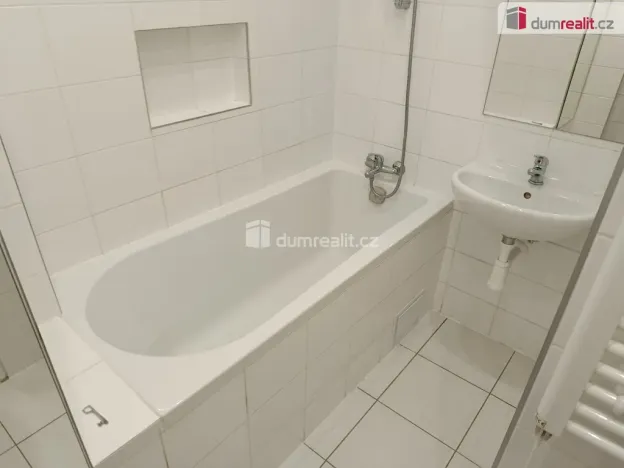 Pronájem bytu 1+kk, Praha - Strašnice, V předpolí, 25 m2