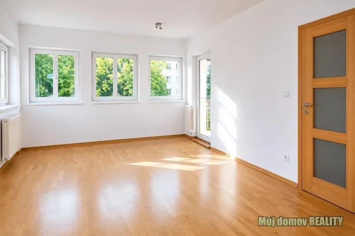 Pronájem bytu 3+1, Praha - Horní Počernice, Khodlova, 85 m2