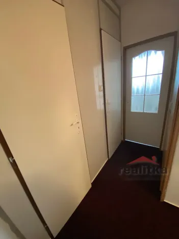 Pronájem bytu 1+1, Opava - Kylešovice, Bílovecká, 38 m2
