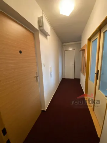 Pronájem bytu 1+1, Opava - Kylešovice, Bílovecká, 38 m2