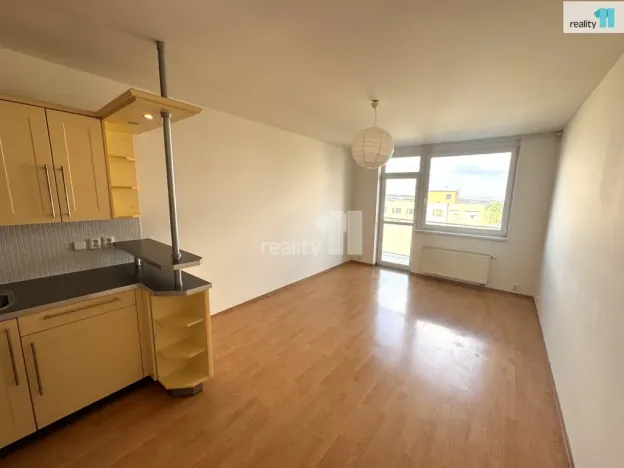 Pronájem bytu 2+kk, Praha - Řepy, Skuteckého, 57 m2