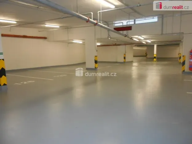 Pronájem bytu 2+kk, Praha - Horní Měcholupy, Modenská, 81 m2
