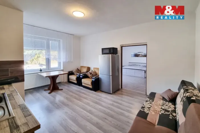 Pronájem bytu 2+kk, Karlovy Vary - Dvory, Chebská, 79 m2