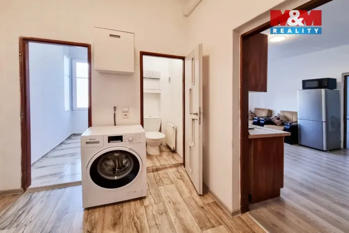 Pronájem bytu 2+kk, Karlovy Vary - Dvory, Chebská, 79 m2