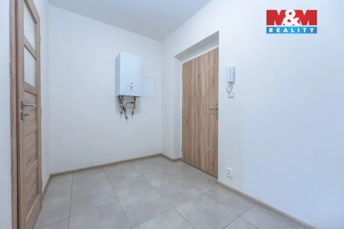 Prodej bytu 3+kk, Břežany II, 81 m2