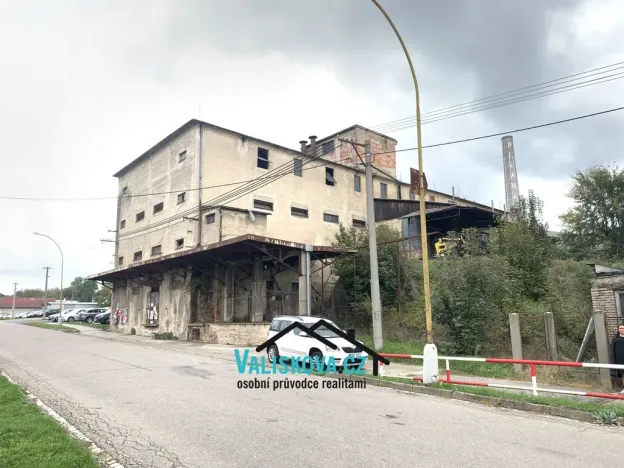 Prodej zemědělského objektu, Zborovice, 2600 m2