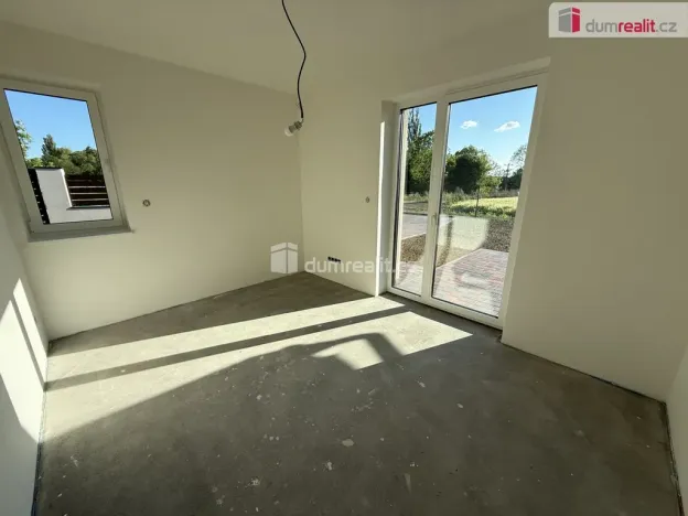 Prodej rodinného domu, Svárov, Pod Větrolamem, 155 m2