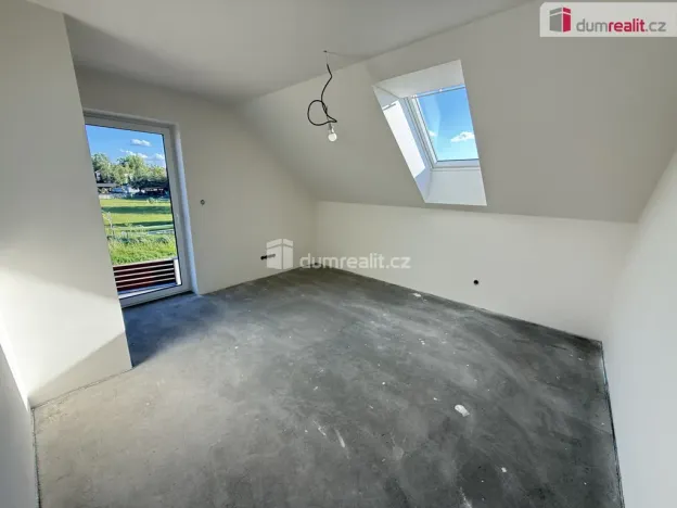 Prodej rodinného domu, Svárov, Pod Větrolamem, 155 m2