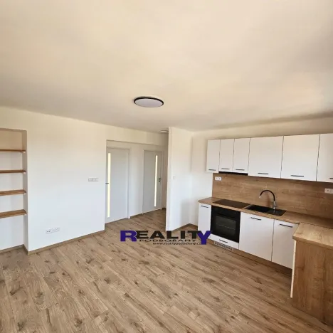 Prodej bytu 3+kk, Lubenec, 59 m2