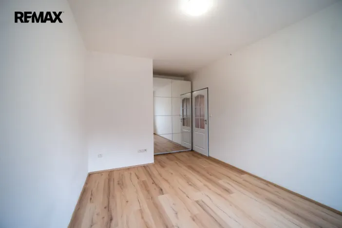 Pronájem rodinného domu, Praha - Hloubětín, Poděbradská, 188 m2