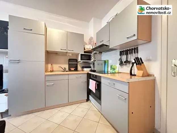 Prodej bytu 3+kk, Novalja, Chorvatsko, 42 m2