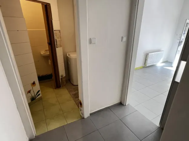 Pronájem obchodního prostoru, Praha - Nusle, Na Pankráci, 24 m2