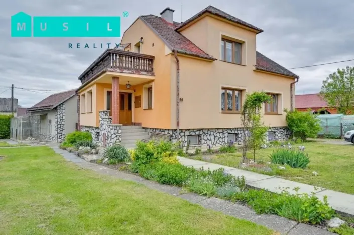 Prodej vícegeneračního domu, Medlov, 300 m2