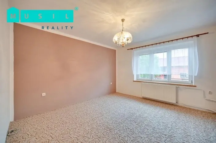Prodej vícegeneračního domu, Medlov, 300 m2