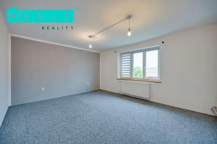 Prodej vícegeneračního domu, Medlov, 300 m2