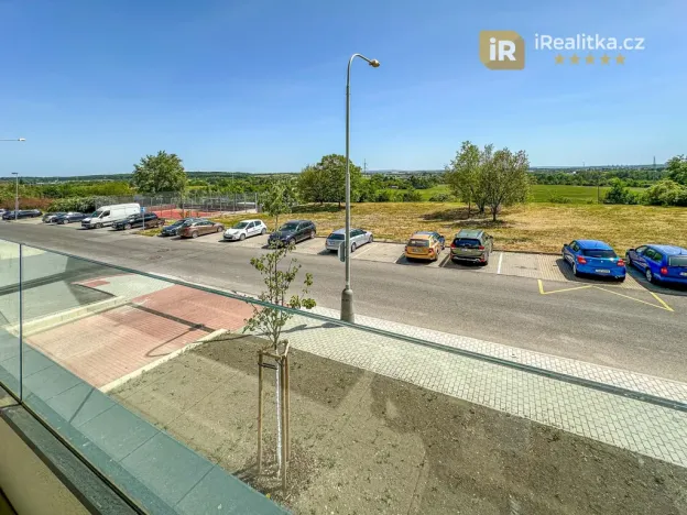 Pronájem bytu 2+kk, Praha - Černý Most, Arnošta Valenty, 35 m2