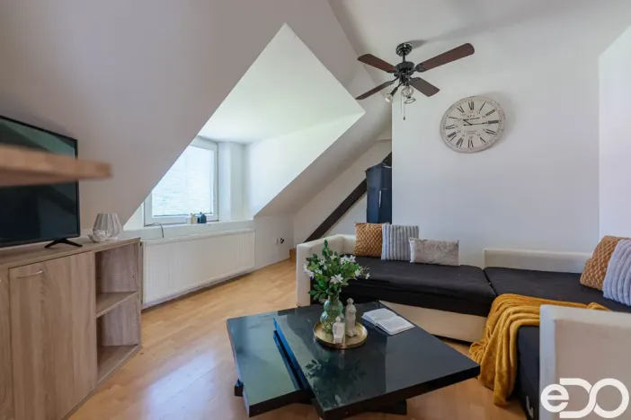 Prodej bytu 5+1, Sezemice - Veská, 163 m2