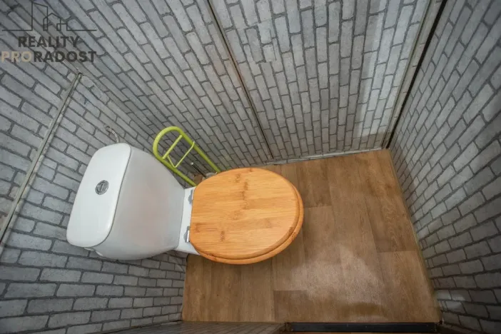 Prodej bytu 3+1, Krupka, Šeříková, 83 m2